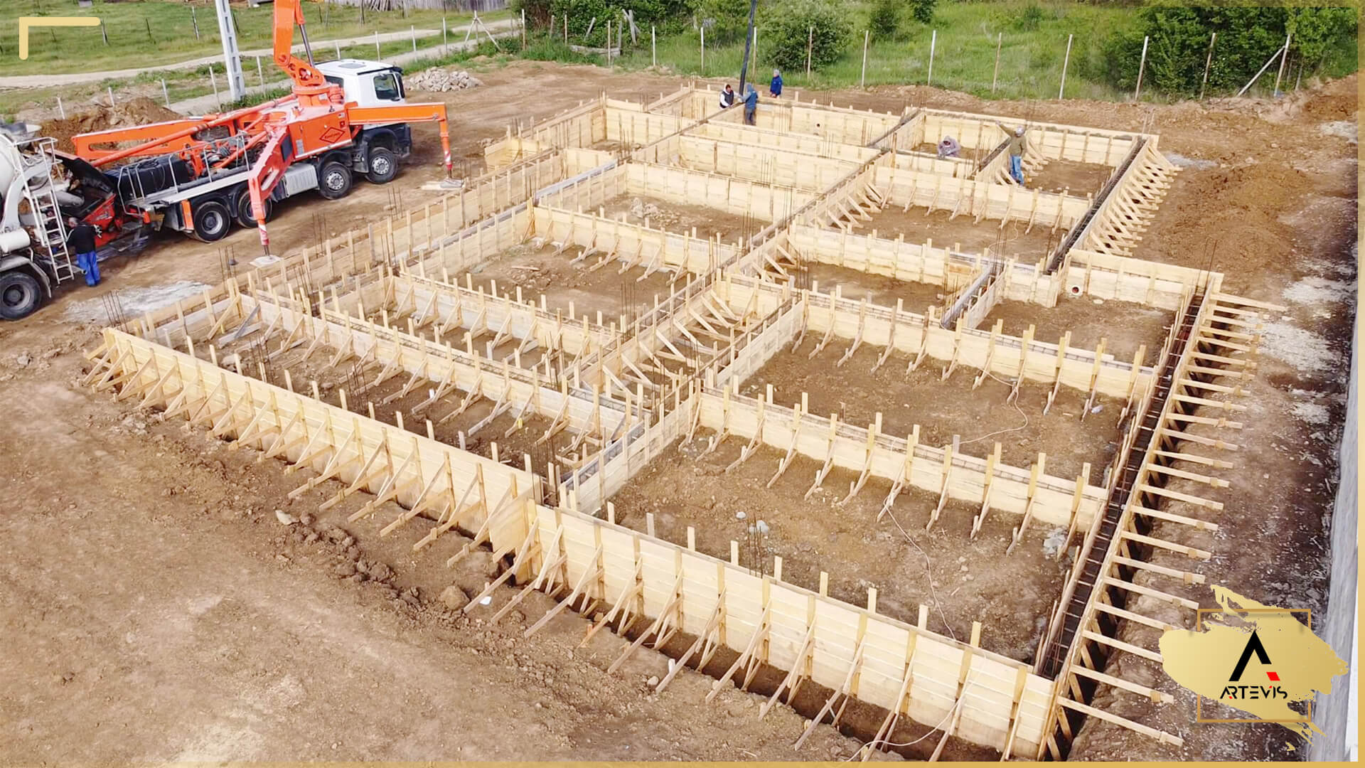 SIP Homes vs. Metal Homes vs. Brick Homes vs. AAC Homes: Which Construction Solution Is Right for You?